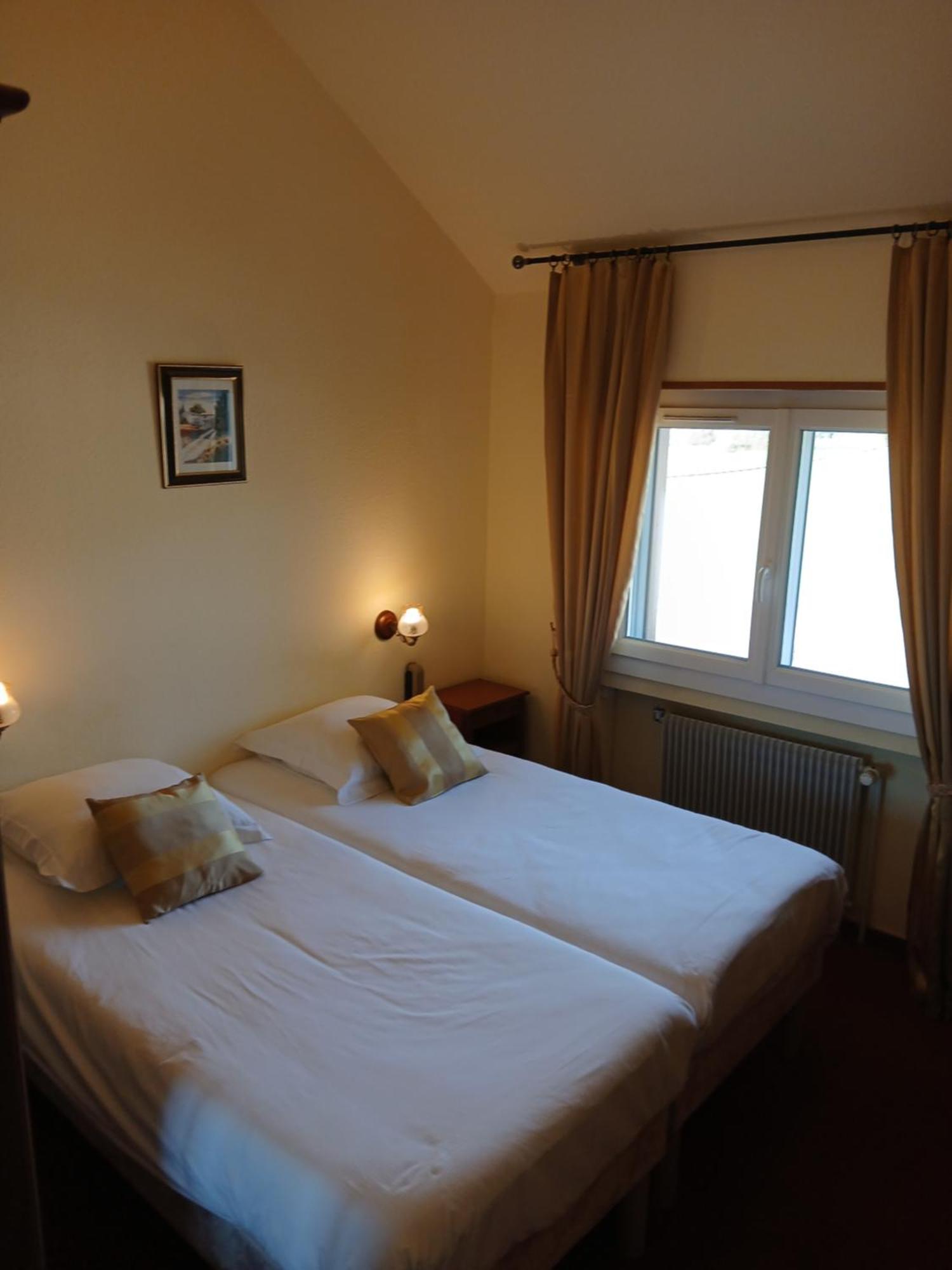 Hotel L'oree Des Roches 3*