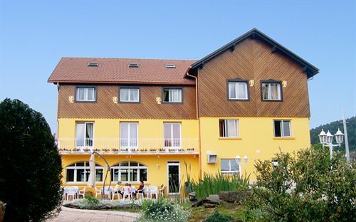 Hotel L'oree Des Roches Saales