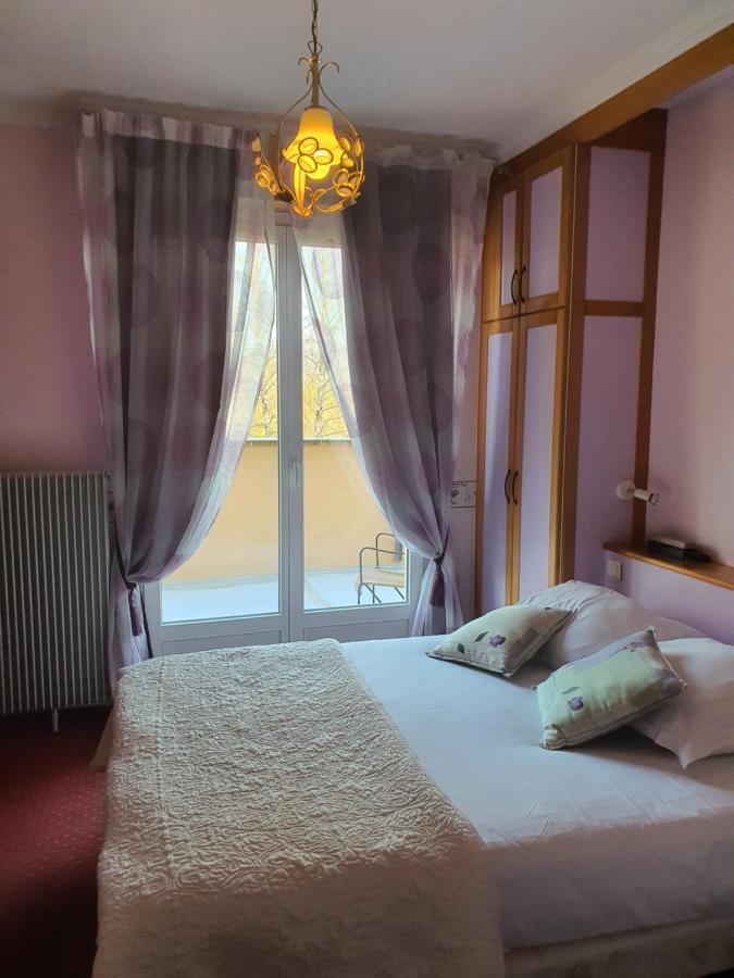 Hotel L'oree Des Roches Saales